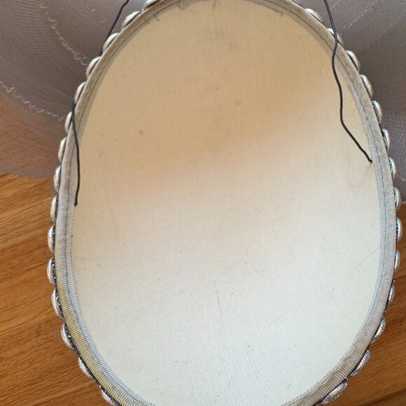 Vintage Silver Mesh Fascinator Hat with Bow & Sequined Net - Picture 4 of 5